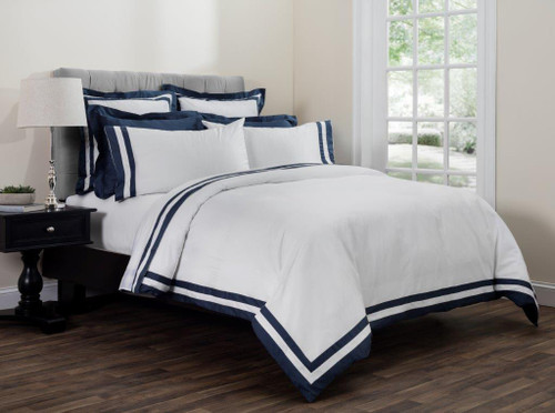 Vilanova Navy Linen Set