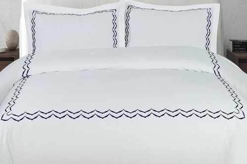 Marriott Navy Linen Set