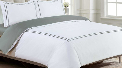 Flora Hotel Gray Linen Set