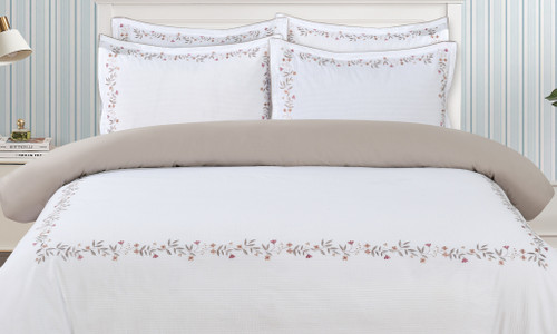 Magnolia Hotel Taupe/Mauve Linen Set