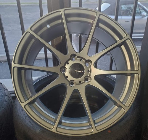 AVID 1 AV21 - 18x9.5 5X114.3 +38 Gun Metal