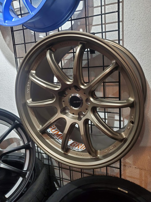 AVID 1 AV40 18x9.5 5x114.3 +22 Matte Bronze
