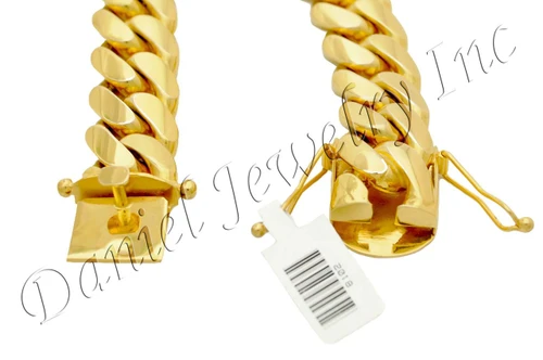 Box clasp on a Miami Cuban link bracelet