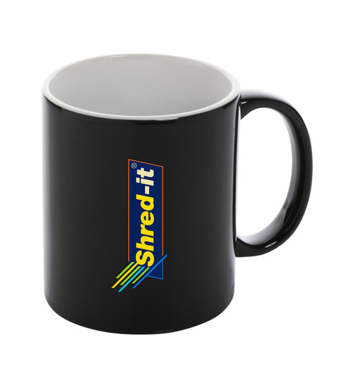 Keramikbecher im klassischen Design