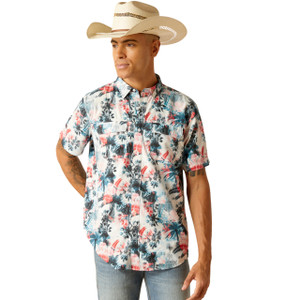 Venttek outbound Fitted Short Sleeve Shirt by Ariat Venttek outbound Fitted Short Sleeve Shirt by Ariat