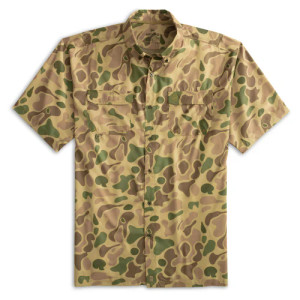 Outfitter Short Sleeve Shirt in Camo Brown by Heybo