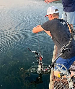 Bowfishing Retreiver Floats by Savur Outdoors Bowfishing Retreiver Floats by Savur Outdoors