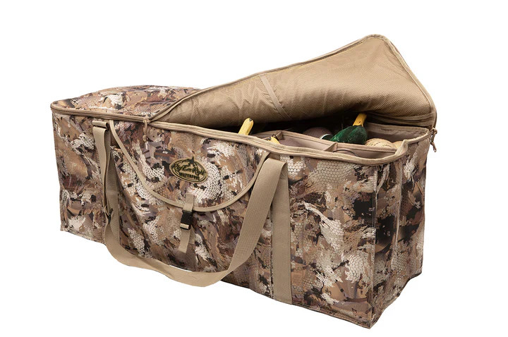 Marsh 12 Slot Deluxe Decoy Bag by Rig Em Right