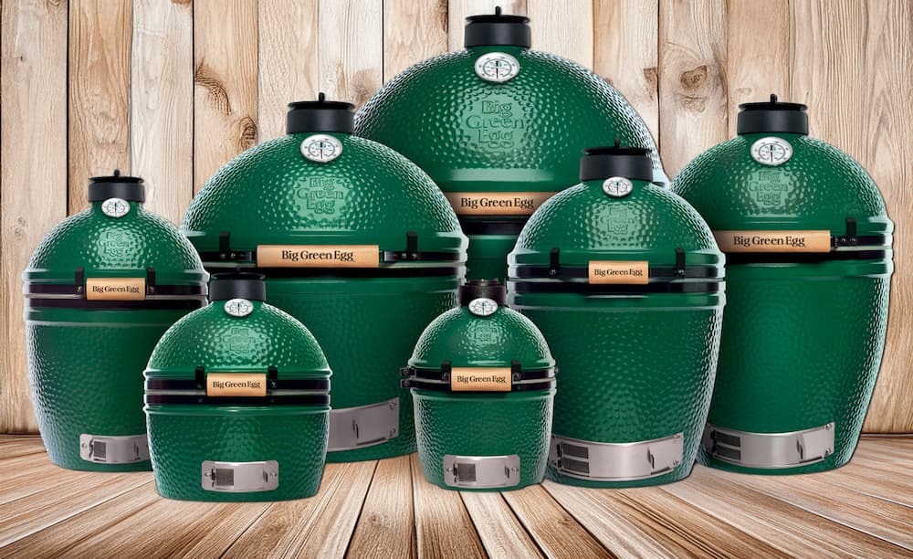 All Big Green Egg sizes side by side — Mini through 2XLargee