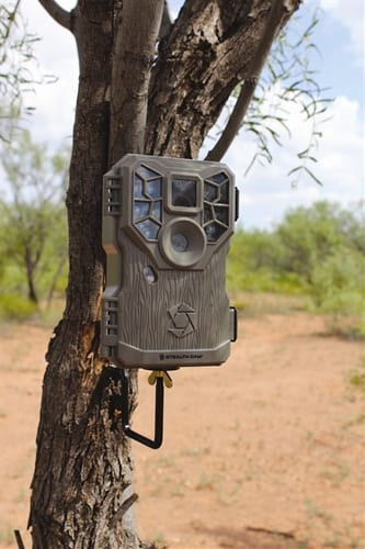 Trail Camera Holder Quick Mount 3 Pack by Hunting Made Easy