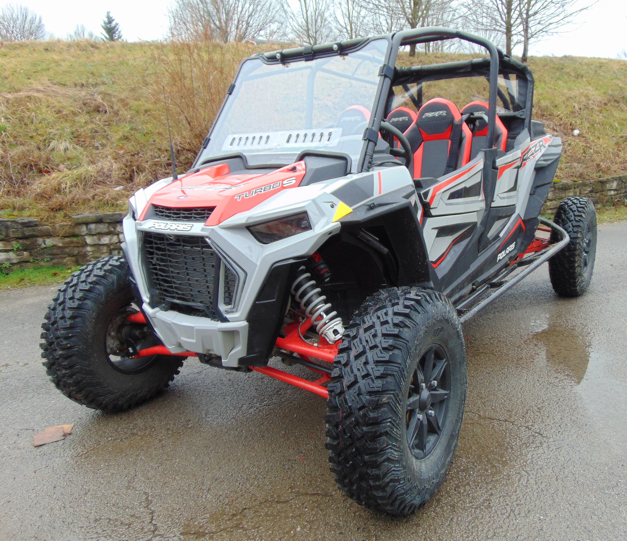 3 Star side x side accessories Polaris RZR 4 900/XP 4 1000/XP 4 Turbo 1-Pc Windshield front and side angle view