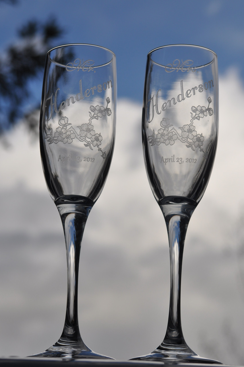 Custom Mr and Mrs Toasting Champagne Flutes Set of 2