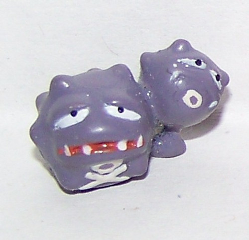 Pokemon Weezing tiny Figure