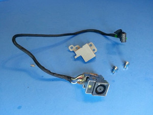 HP Pavilion Envy Spectre M6-1000 DC-IN Power Jack w/ Bracket & Screws 689146-SD1
