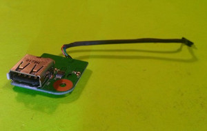 HP Pavilion DV9000 DV9700 DV9925NR DV9825NR Single USB 2.0 Port Board w/ Cable HP Pavilion DV9000 DV9700 DV9925NR DV9825NR Single USB 2.0 Port Board w/ Cable