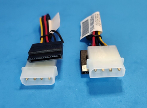 Lot of 2 x 6in 4-Pin LP4 Molex to 15-Pin SATA DVD/Hard Drive Power Adapter Cable Lot of 2 x 6in 4-Pin LP4 Molex to 15-Pin SATA DVD/Hard Drive Power Adapter Cable