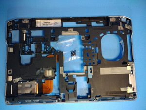 Dell Latitude E6330 Laptop Bottom Case Base Chassis w/DC Jack Screws J79XG FVY9R Dell Latitude E6330 Laptop Bottom Case Base Chassis w/DC Jack Screws J79XG FVY9R