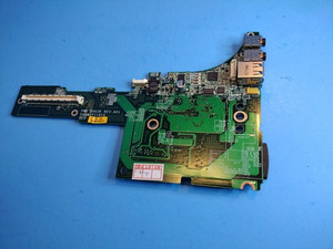 Dell Precision M6400 SD Card Reader Mic Audio Jack USB Port Daughter Board D903K Dell Precision M6400 SD Card Reader Mic Audio Jack USB Port Daughter Board D903K