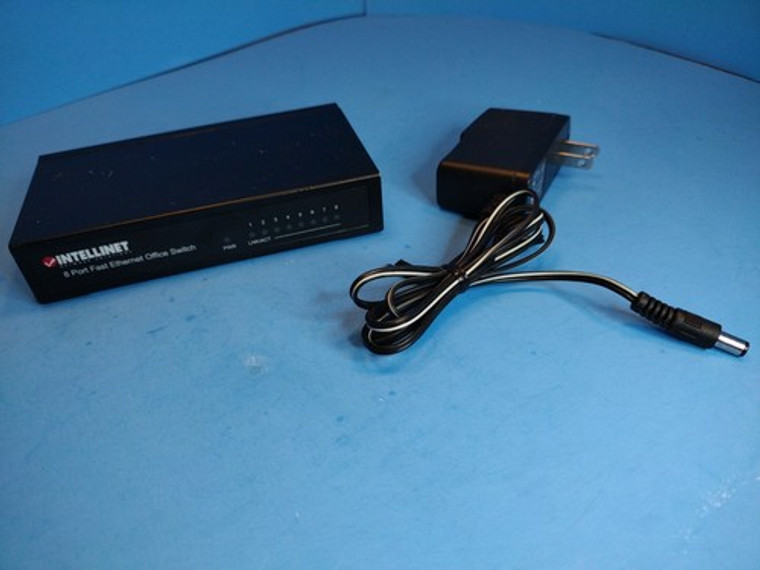 Intellinet 8-port 10/100 Fast Ethernet Switch, Office Desktop Metal Case