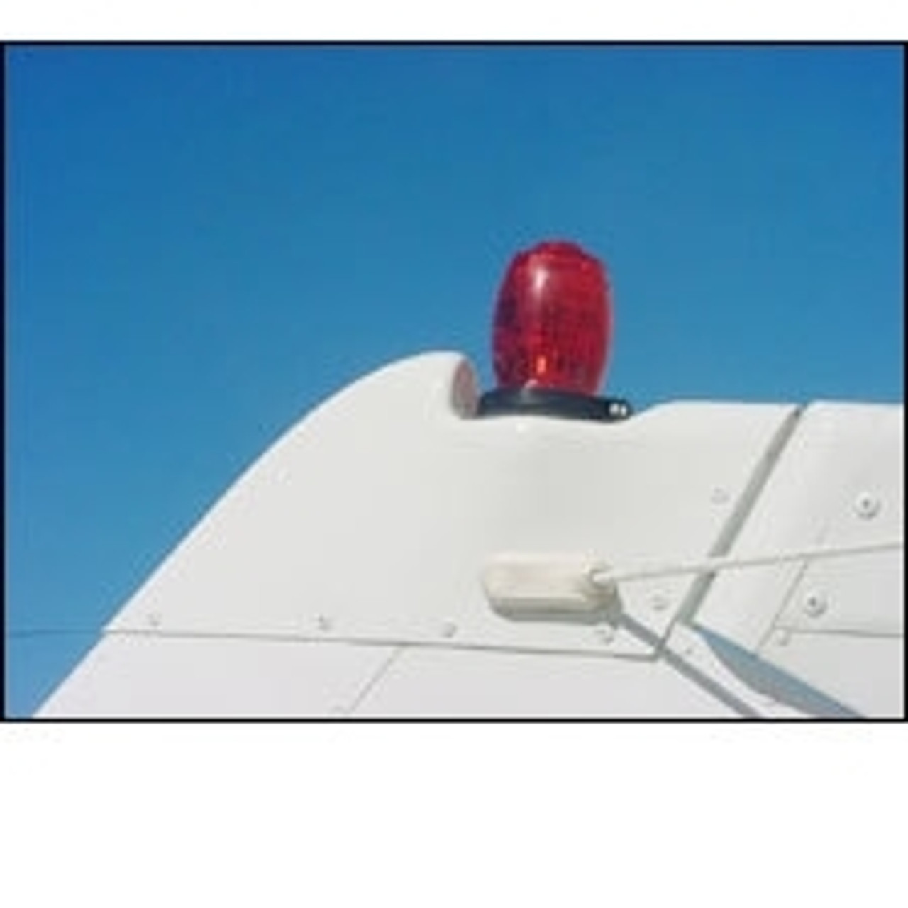 Installed 28-02-80A, Cessna 172, Vertical Fin Tip (1976-86), 0531033-1