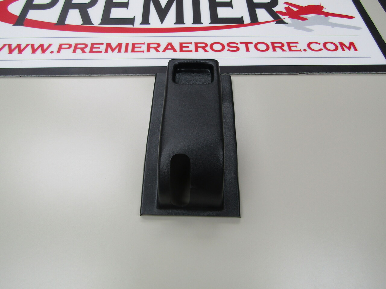 P62826-02, PIPER PA-28-150, PA-28-160, PA-28-180, COVER, FLAP HANDLE, 62826-00, 62826-02, 65224-02, 65670-03, 65224-03, 65224-06, 65670-02, 65224-04, 65670-04