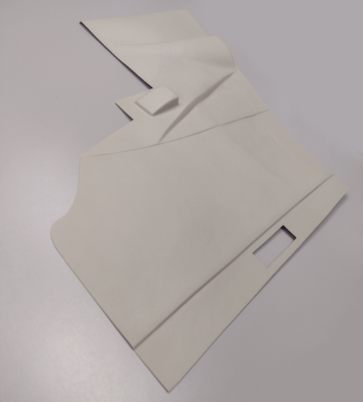 ポンポンページ P0519081-12-MP, Cessna 172, RH Fwd Kick Panel without Map Pocket