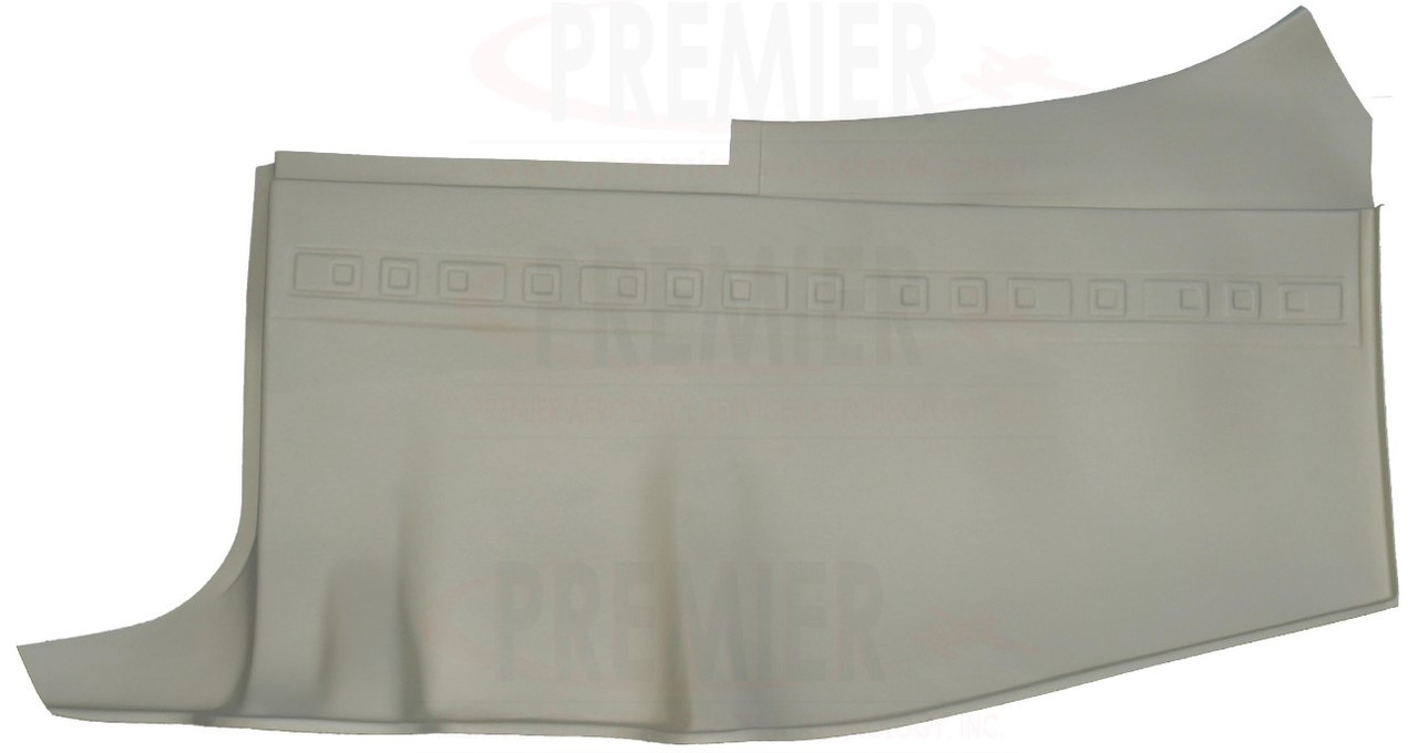 P0415031-18 CESSNA 152 CABIN SIDE LOWER RH PANEL