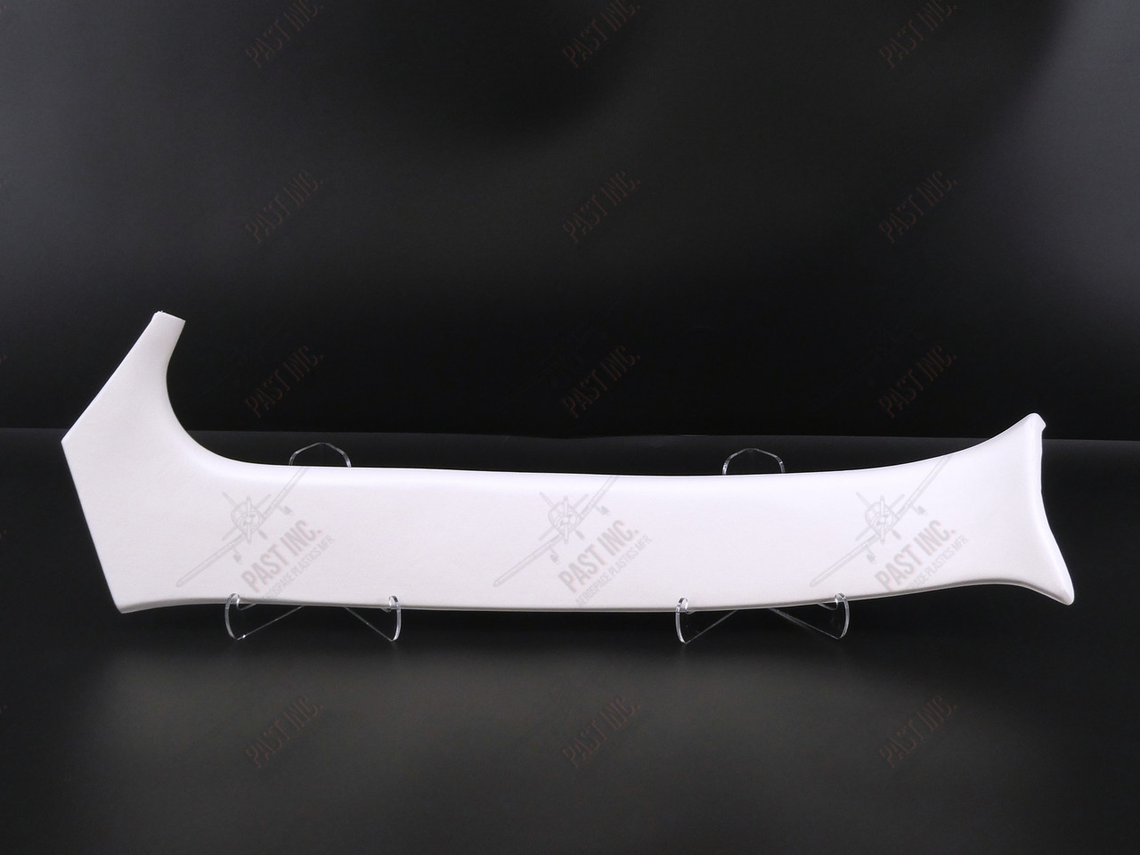 P58-530086-3, LH FWD Molding, White