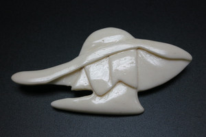 35x72mm Buffalo Bone Beauty Brooch [z5111]