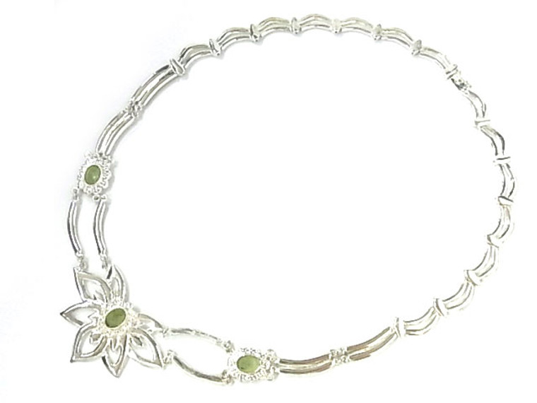 925 Sterling Silver Chocker 18" With 3pcs6x8mm Faceted Peridot [y704a]