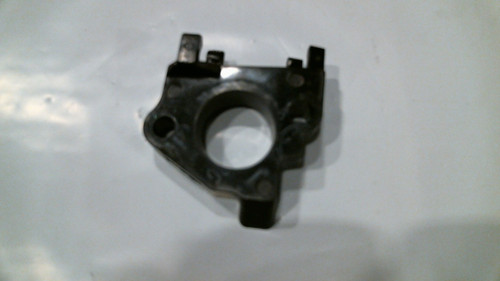 CARBURETOR CONNECTION BLOCK
