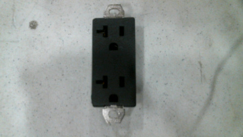 R5-20 Receptacle