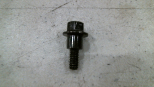 SIDE PANEL BOTTOM SCREWS
