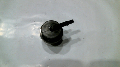 BREATHER VALVE