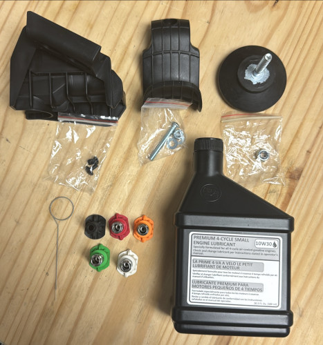 Oil bottle & Applicator Tip
-PN: 99647
Spray Nozzle Kit ( x4 nozzles & Cleaning Tool )
-PN: 80600002 Nozzle Kit
-Cleaning Tool PN: 816010
-Red Nozzle 0-Degree PN: 817008
-Green Nozzle 25-Degree PN: 817010
-White Nozzle 40-Degree PN: 817011
-Black Nozzle Detergent/Soap PN: 817085
Rubber Foot & hardware
-PN: 80210003 Assembly
-Foot PN: 813008
-M8 Nut PN: 90039
Upper Gun Holder w/ Hardware
-PN: 80140001 Assembly
-Upper Gun Holder PN: 814154
-Plastic Expand Screw PN: 814001
Lower Gun Holder w/ hardware
-PN: 80190002 Assembly
-Lower Gun Holder PN: 814016
-Bolt M6x45 PN: 91860
-M6 Flat Washer PN: 94220
-M6 Nut PN: 90023
