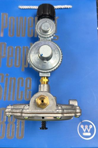 LOW PRESSURE REGULATOR  W/Primer Button
ASSEMBLY(Onboard) (80cc)
Hose not included
