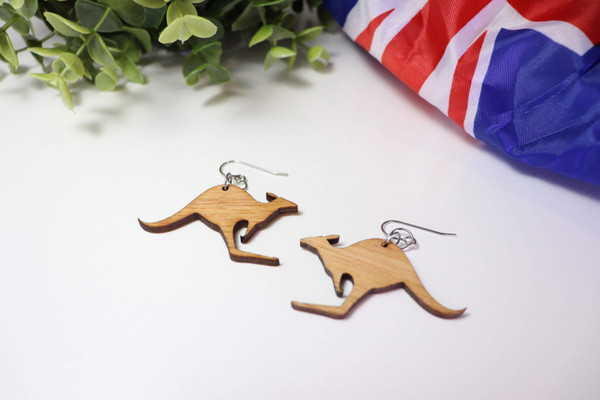 Aussie Earrings (Wood) - Wild Kangaroos