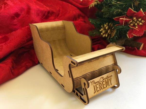 Santa Sleigh (Wood) - Table Decoration - Personalisable