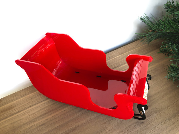 Santa Sleigh (Acrylic) - Table Decoration - Personalisable
