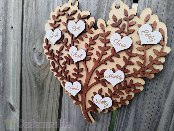 Heart-Shaped Family Tree (Wood) (Personalisable)