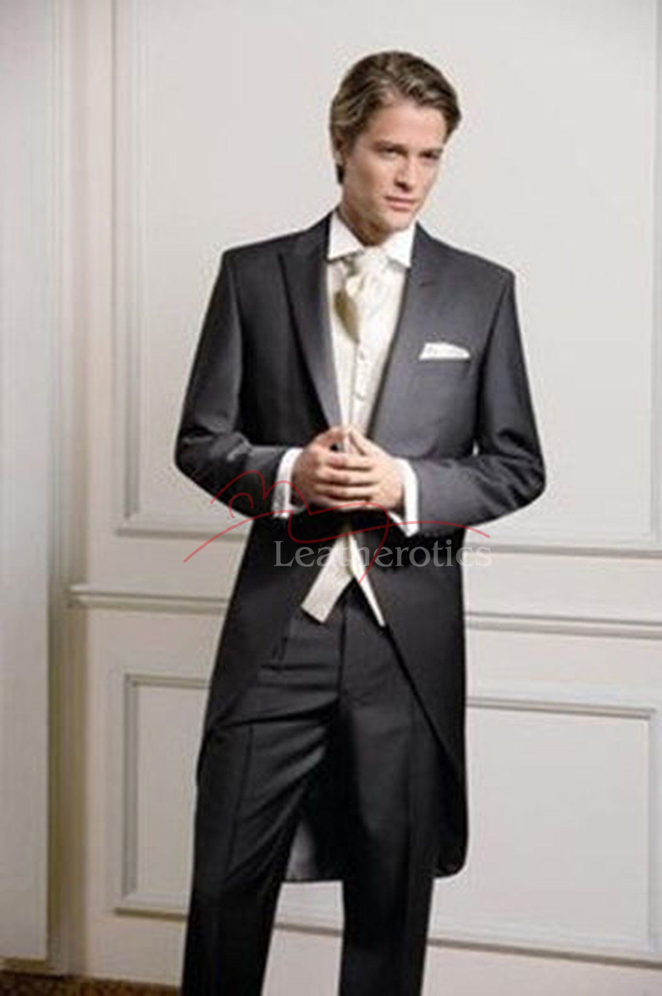 Ascot coat | mens tailcoat | tuxedo long tail coat