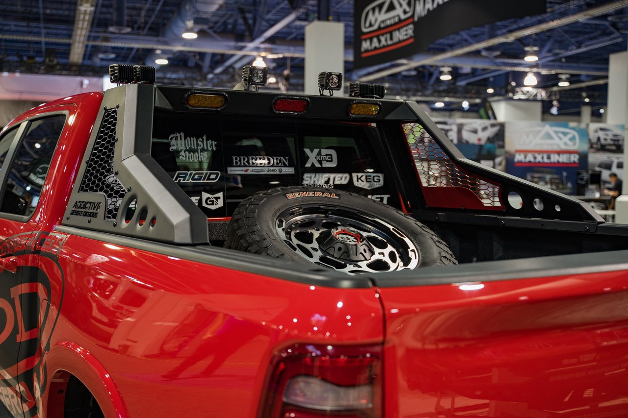 HoneyBadger Chase Rack (C995501440103) — installed view