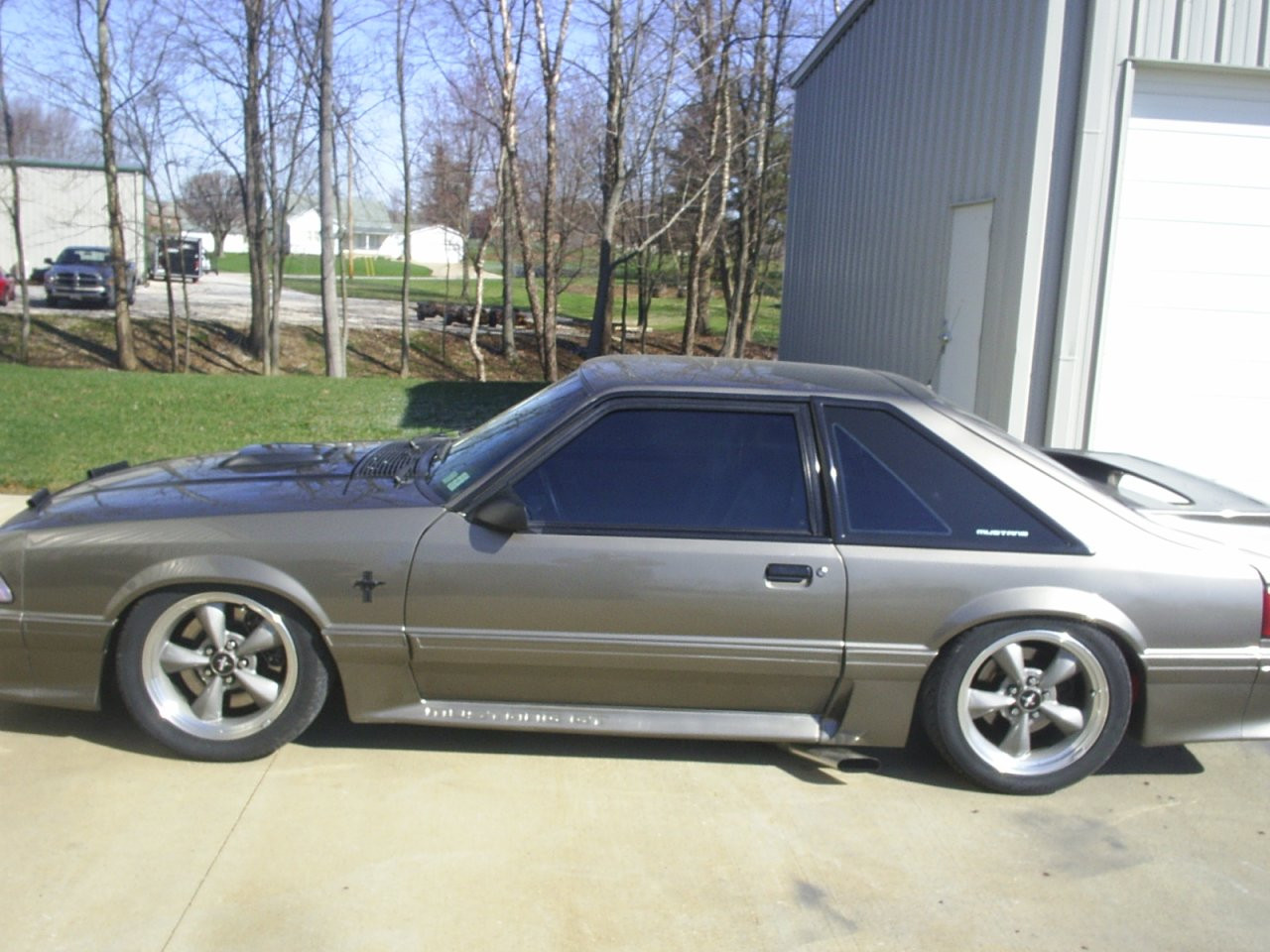 Air Suspension System for 1979-1989 Mustang w/ SN95 Spindle.