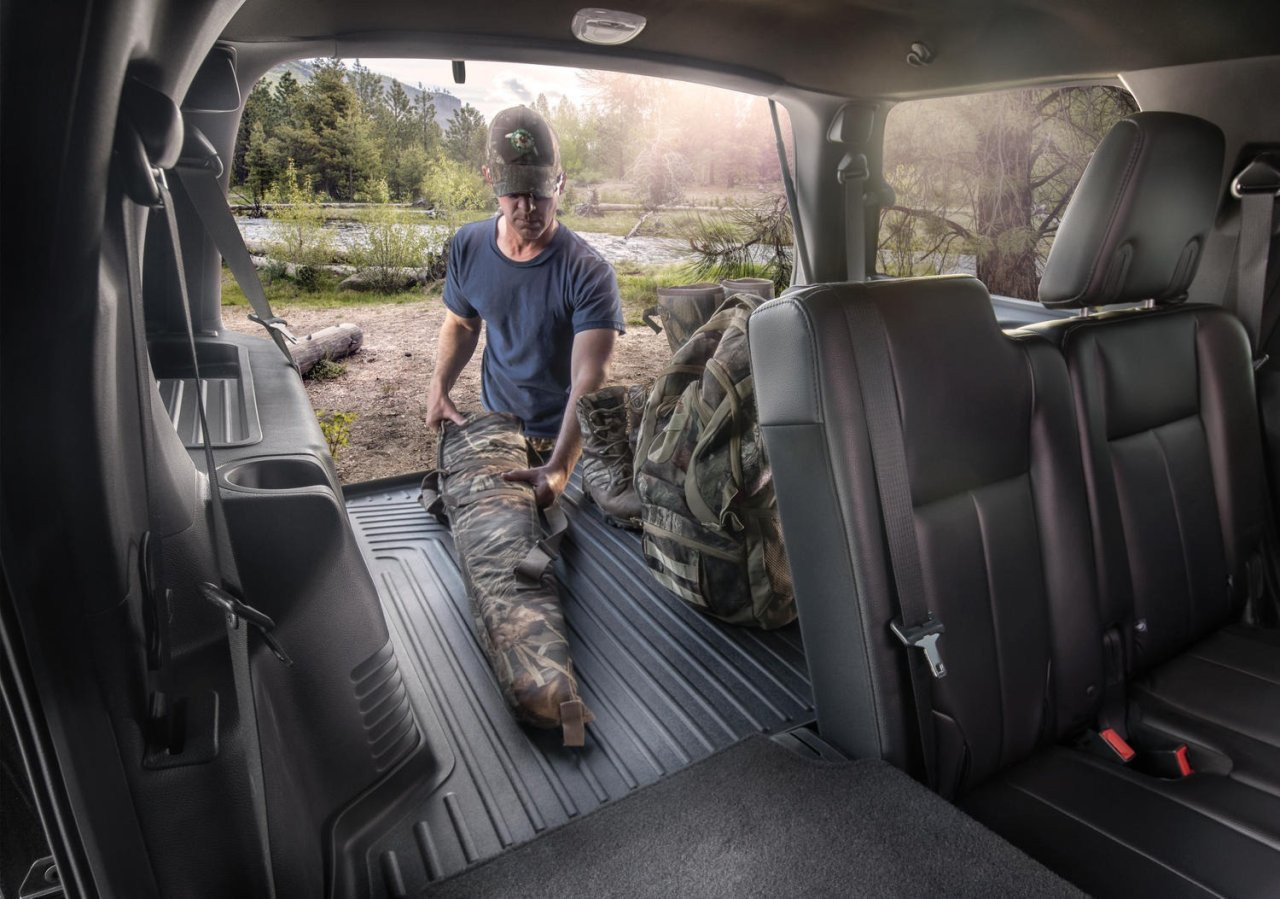 Classic Style - Cargo Liner (28331) — installed view