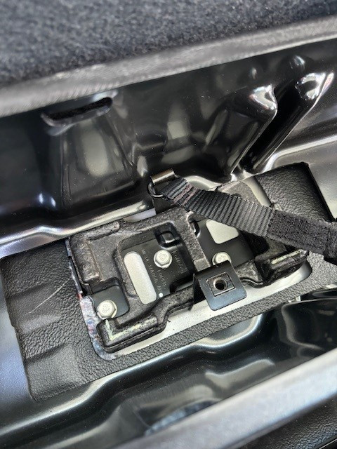 DÜHA 20114 Behind-the-Seat Storage / Gun Case - Black — side view