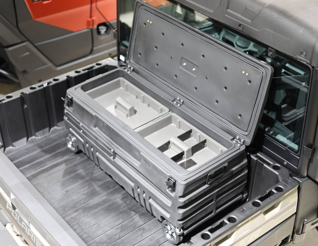 DÜHA Squad Box - Interior/Exterior Portable Storage - Manual Latch (70674) — side view