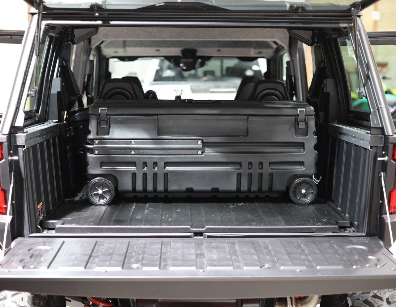 DÜHA Squad Box - Interior/Exterior Portable Storage - Manual Latch (70674) — side view
