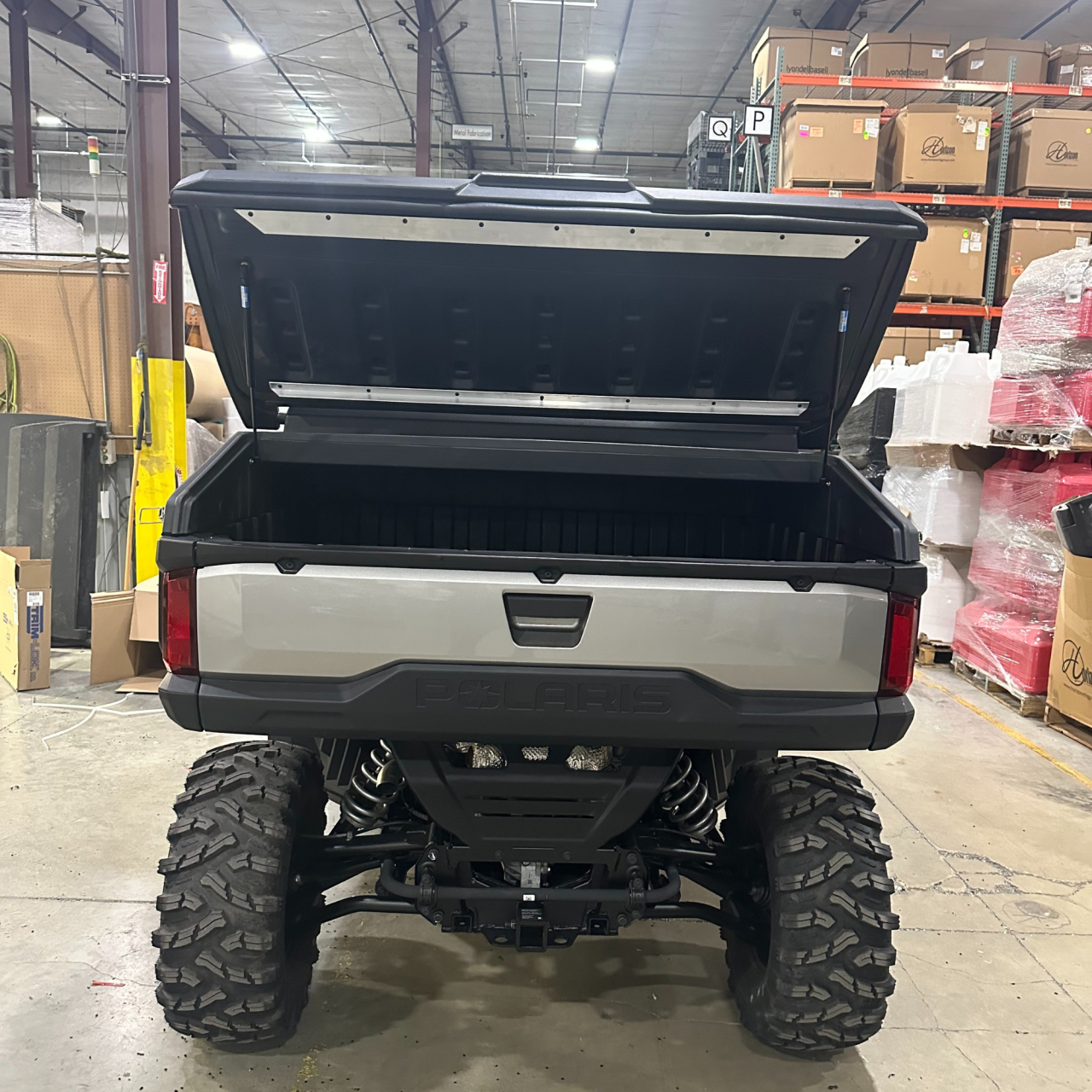 RotoKAP 3PP0270 Polaris Ranger XD 1500 Bed Cover - Black — side view