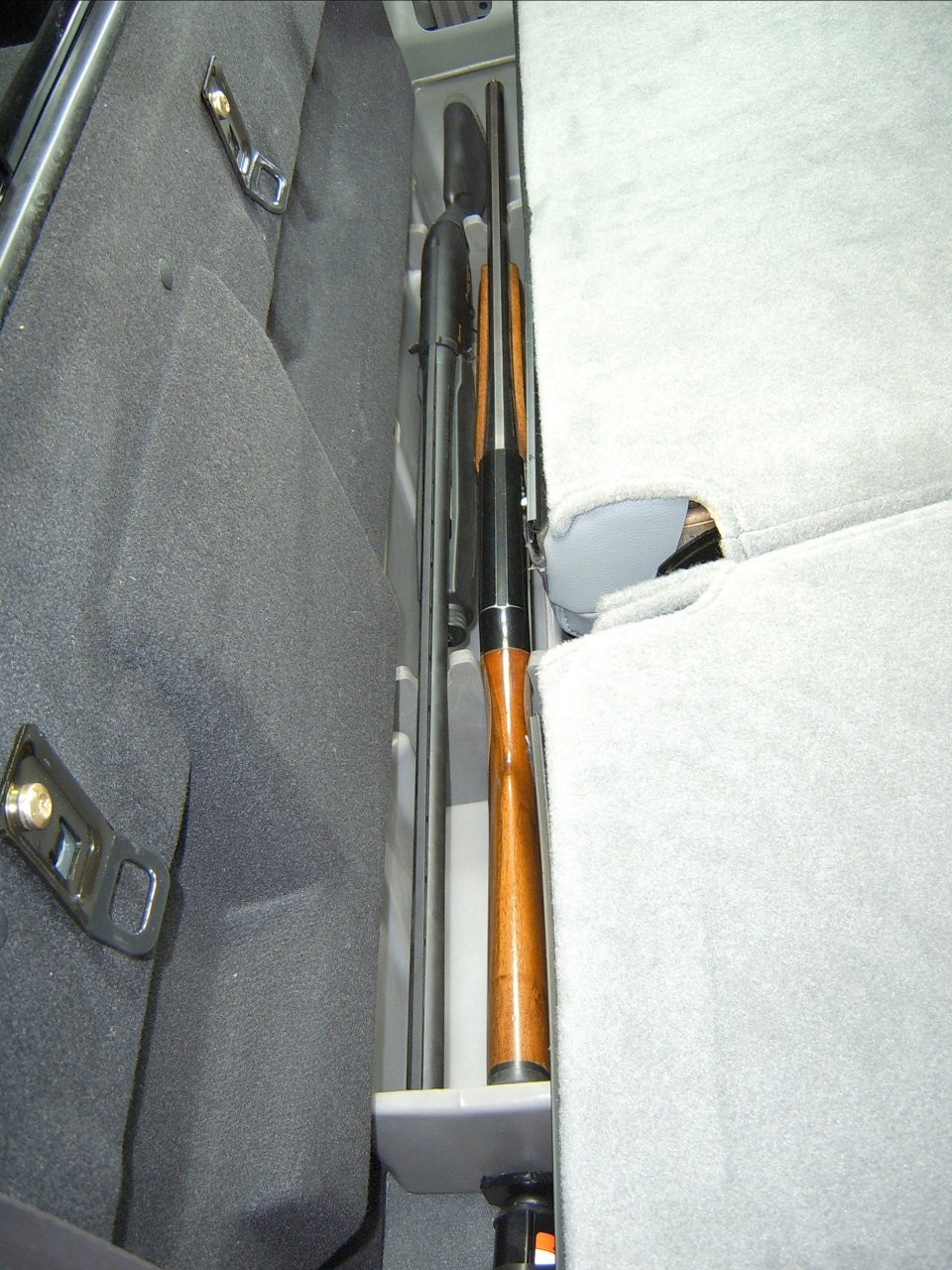 DÜHA 20025 Behind-the-Seat Storage / Gun Case - Black — side view