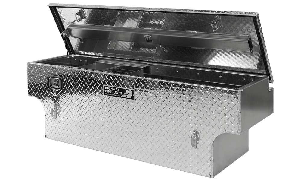 60 X 19.5 X 21 5TH WHEEL TOOL BOX WITH DIAMOND PLATE LID, DIAMOND PLATE BASE (3022-004) — primary image